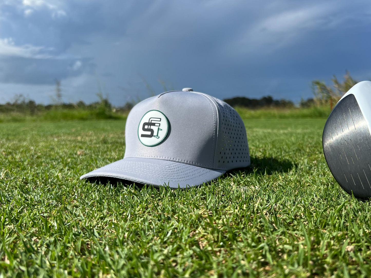 SunnyFairways 5-Panel Golf Cap - Quick-Dry & Lightweight